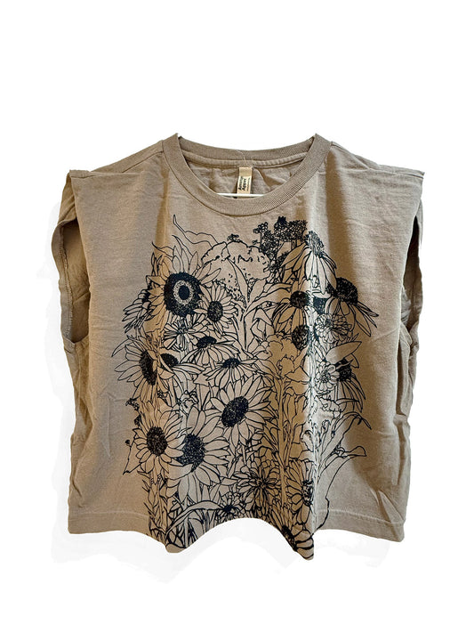 Handprinted Crop Tops: Your Summer Style Essential
